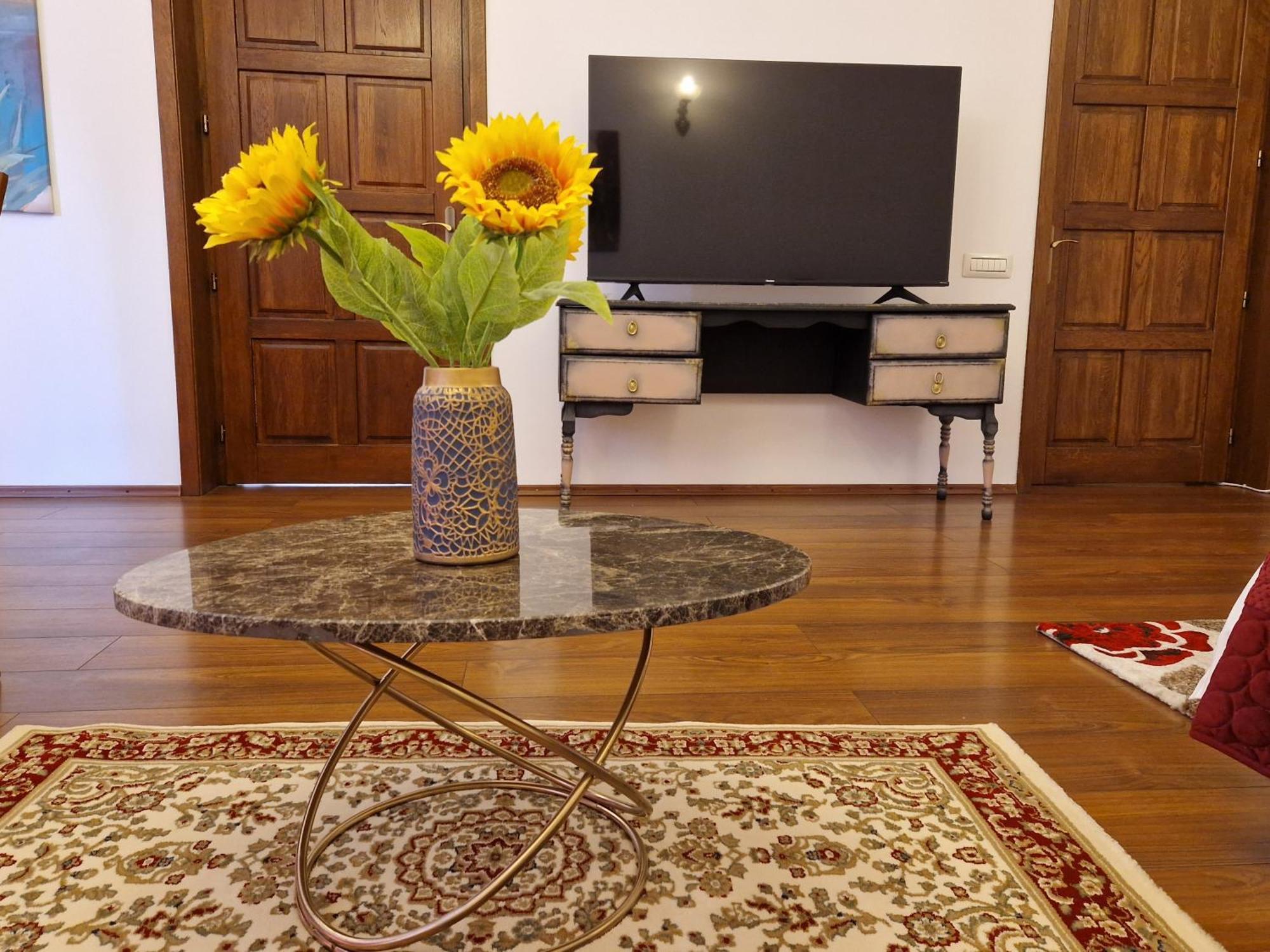 克卢日-纳波卡5* Royal House Near Unirii Square别墅 外观 照片