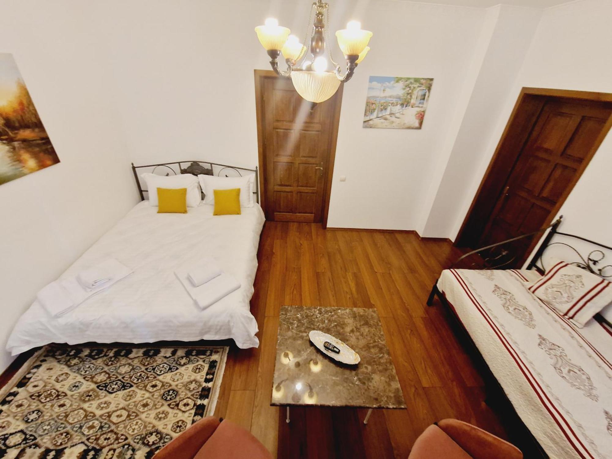 克卢日-纳波卡5* Royal House Near Unirii Square别墅 外观 照片